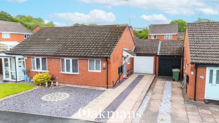 2 Bedroom Semi-Detached House For Sale In Kingham Close, Redditch, Worcestershire, B98
