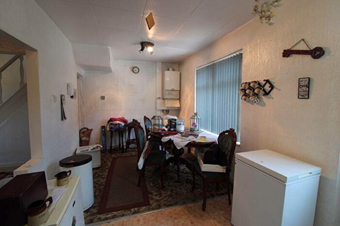 3 Bedroom End Of Terrace House For Sale In Great Cheetham Street East, Salford, Manchester, M7