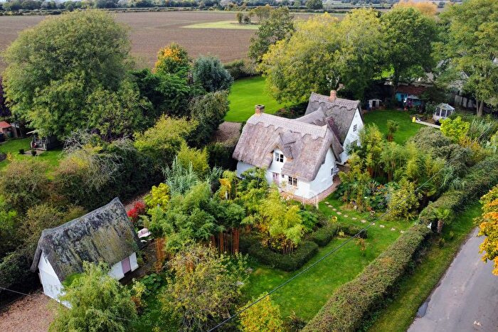 4 Bedroom Detached House For Sale In Long Green Lane, Bardfield Saling, Essex, CM7