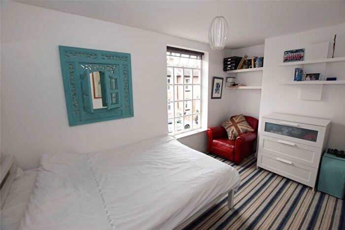 3 Bedroom Terraced House For Sale In Byrom Street, Altrincham, Greater Manchester, WA14