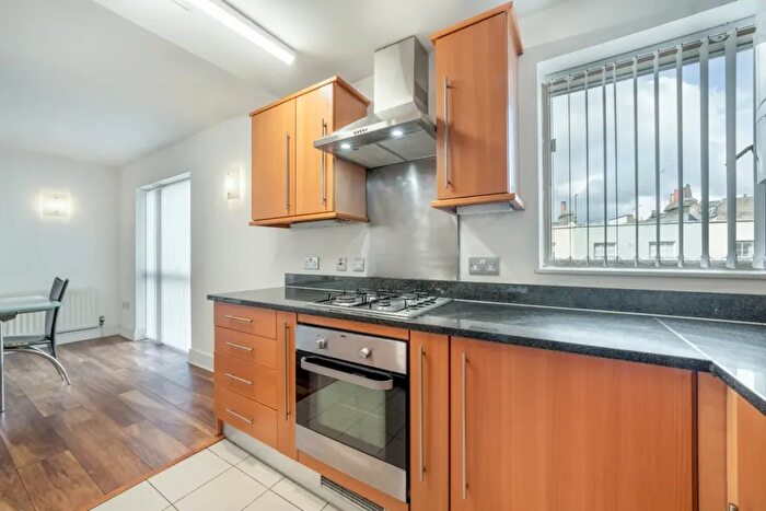 2 Bedroom Flat To Rent In Harrowby Street, Richbourne Court, London, W1H