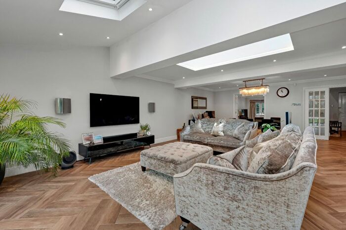 5 Bedroom Detached House For Sale In Lower Sand Hills, Long Ditton, Surbiton, Surrey, KT6