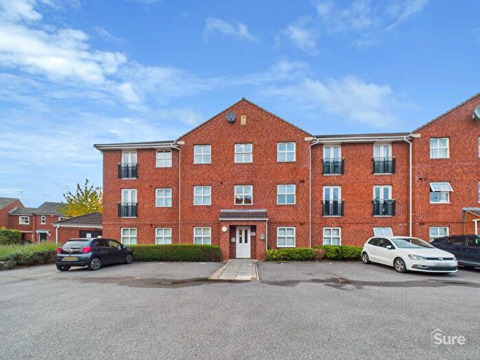 2 Bedroom Flat For Sale In Welland Road, Hilton, DE65