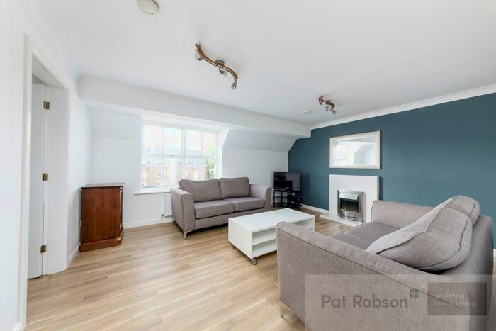 2 Bedroom Apartment To Rent In Sovereign Court, Jesmond, NE2