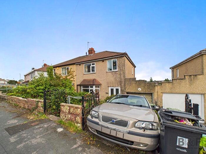 3 Bedroom Semi-Detached House For Sale In Cotswold View, Kingswood, BS15