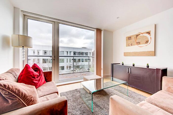 2 Bedroom Flat To Rent In Drayton Park, Highbury, N5