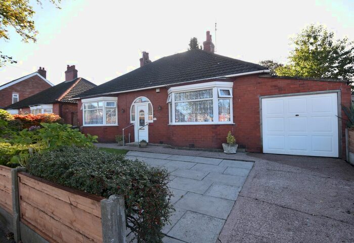 3 Bedroom Detached Bungalow To Rent In Irlam Road, Flixton M41