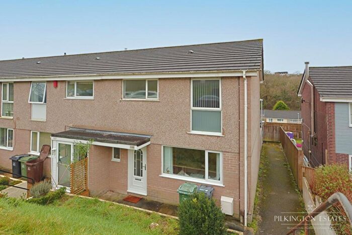 3 Bedroom End Of Terrace House For Sale In Derriford, Plymouth, Devon, PL6