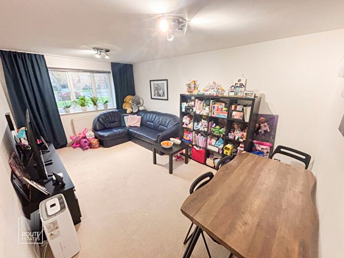 2 Bedroom Flat To Rent In Cherry Blossom Close, Enfield, N13