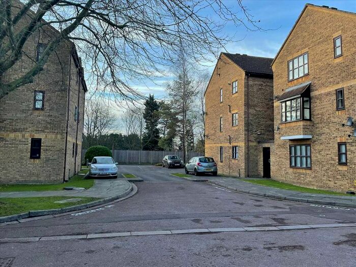 1 Bedroom Flat To Rent In Jasmin Close, Northwood, Harrow HA6