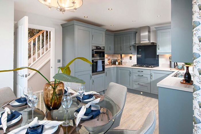 4 Bedroom Detached House For Sale In Richmond Way, Whitfield, Dover, CT16