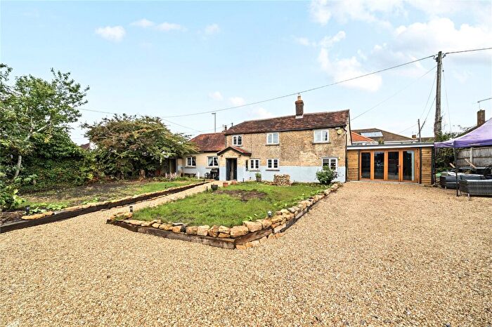 4 Bedroom Detached House For Sale In Peacemarsh, Gillingham, Dorset, SP8