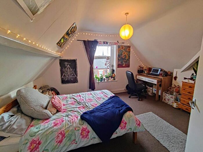 3 Bedroom House To Rent In Alfred Street, Roath, Cardiff, CF24