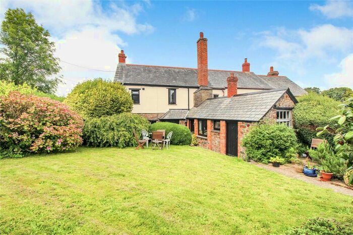 3 Bedroom Semi-Detached House For Sale In Fairy Cross, Bideford, EX39