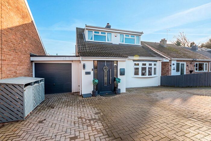 3 Bedroom Detached Bungalow For Sale In Keepers Close, Drakes Broughton, WR10