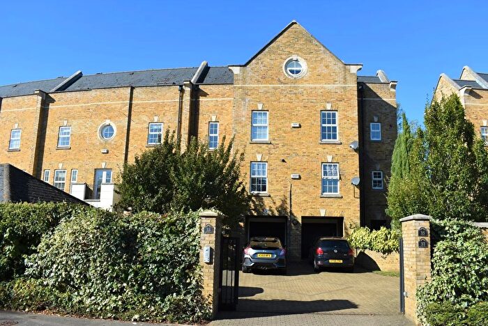 2 Bedroom Flat To Rent In Monellan Crescent, Caldecotte, Milton Keynes, Buckinghamshire., MK7