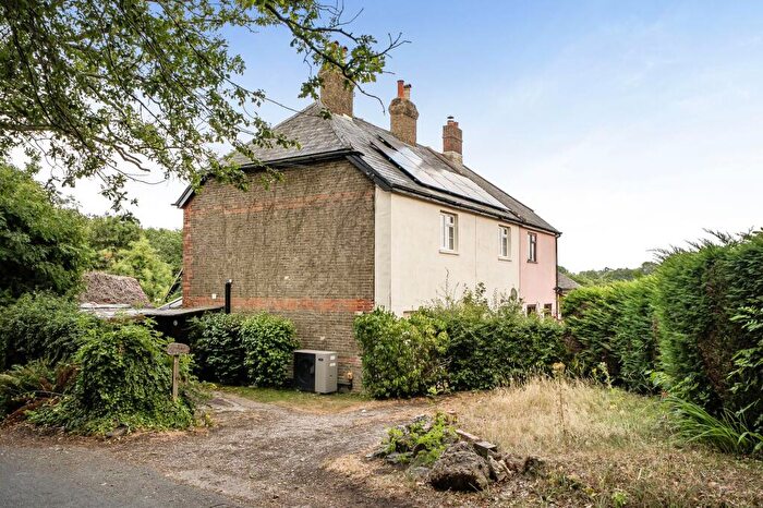 3 Bedroom Semi Detached House For Sale In Washpond Lane, Warlingham, CR6