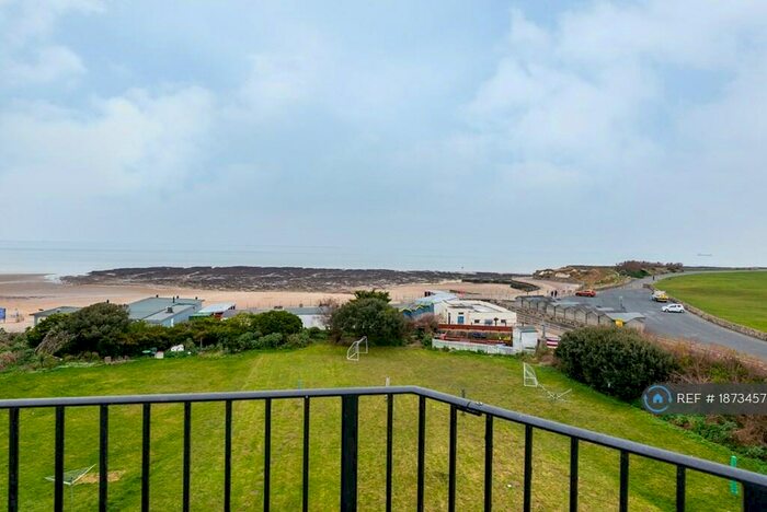 2 Bedroom Flat To Rent In Beach Rise, Westgate-On-Sea, CT8