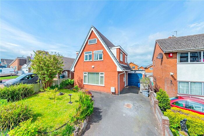 3 Bedroom Detached House For Sale In Severn Drive, Wellington, TF1