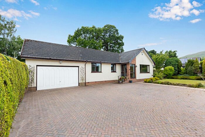 3 Bedroom Bungalow For Sale In Woodfield Park, Bilston, Midlothian, EH25