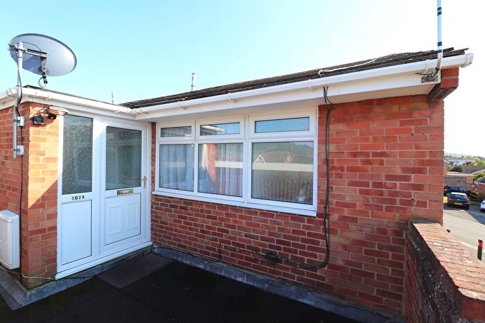 2 Bedroom Flat To Rent In Insley Gardens, Hucclecote, GL3