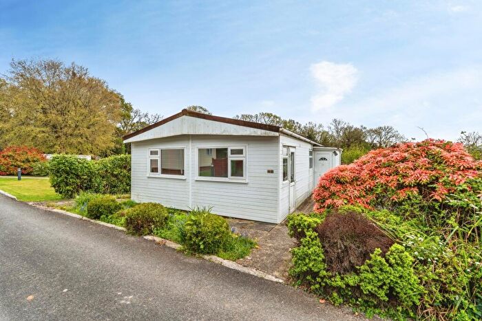 1 Bedroom Terraced House For Sale In Upper Toothill Road, Rownhams, Southampton, Hampshire, SO16