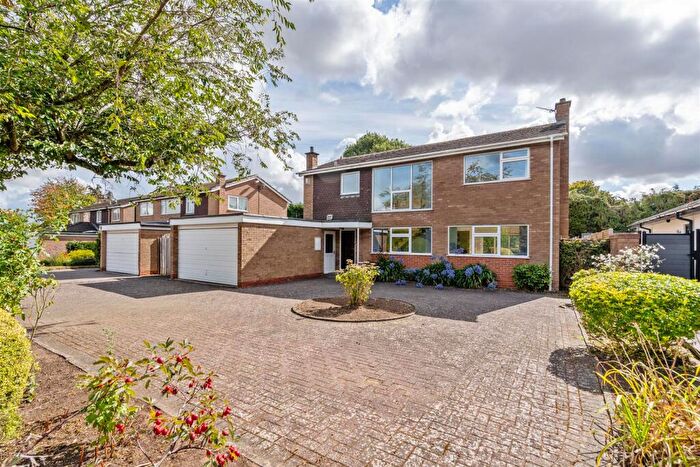 4 Bedroom Detached House To Rent In Barcheston Road, Knowle, B93