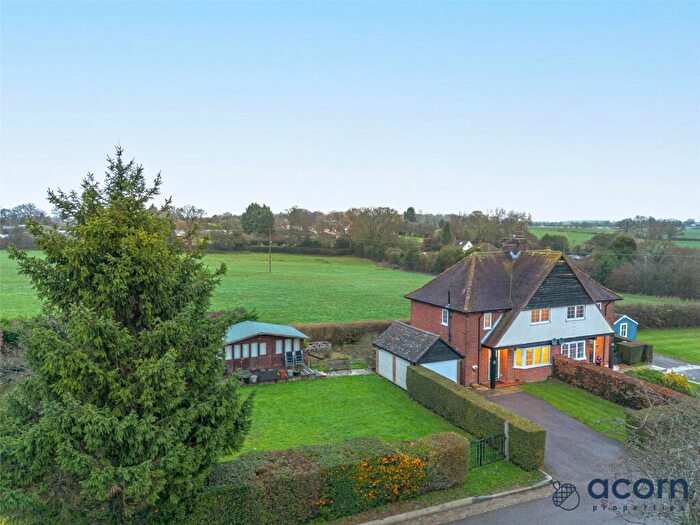 3 Bedroom Semi Detached House To Rent In Bedmond Hill, Bedmond Road, Pimlico, Hertfordshire, HP3