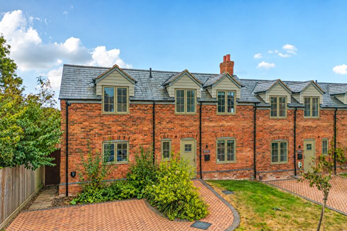2 Bedroom End Of Terrace House For Sale In Gravel Pit Lane, Kidlington, OX5