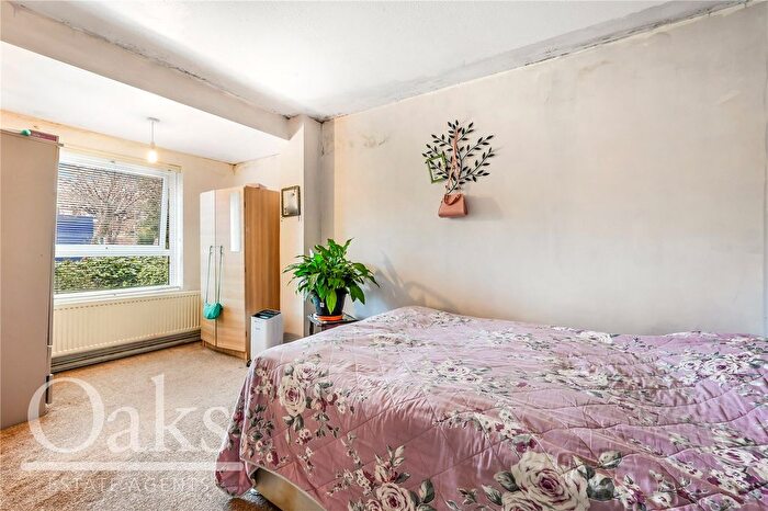 1 Bedroom Flat For Sale In Cunliffe Street, London, SW16