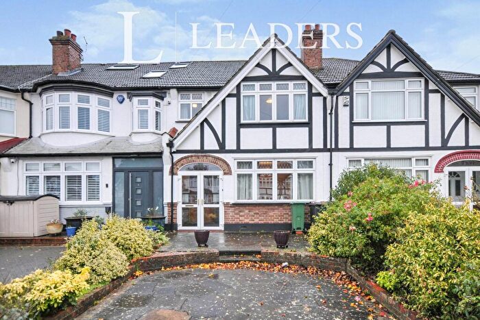 3 Bedroom Terraced House To Rent In Langley Way, BR4