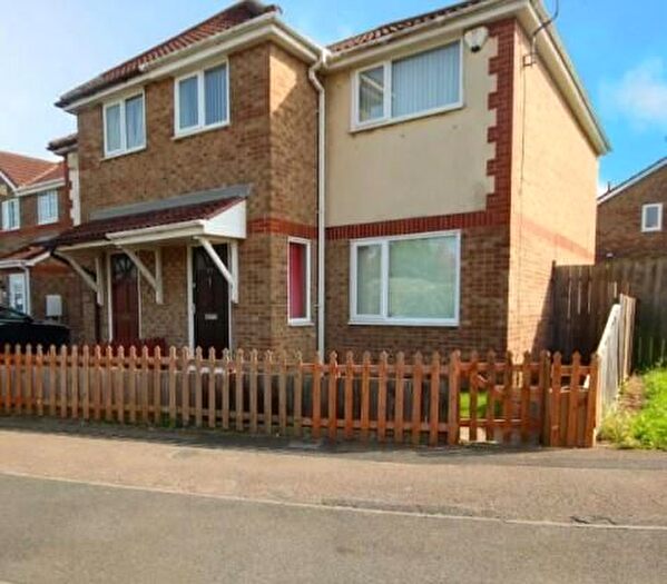 3 Bedroom Semi Detached House For Sale In Glentworth Avenue, Middlesbrough, TS3