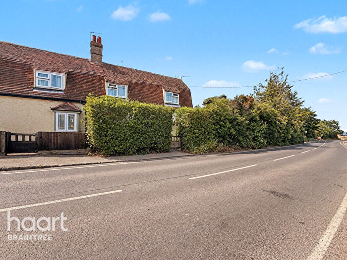 3 Bedroom Semi Detached House To Rent In Panfield Lane, Braintree, CM7