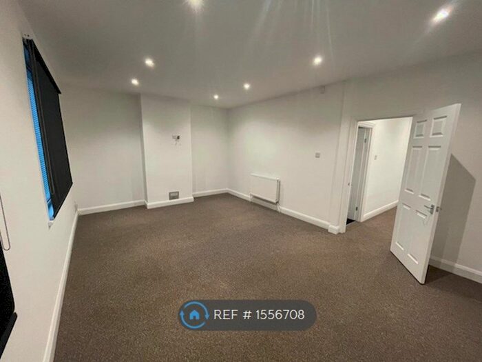 1 Bedroom Flat To Rent In Sutton Road, Southend-On-Sea, SS2