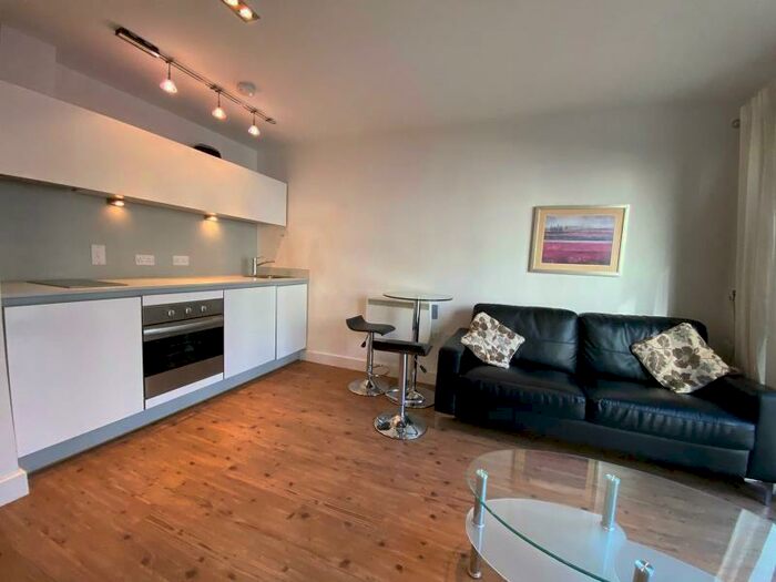 Apartment To Rent In The Hub, Clive Passage, Birmingham, B4