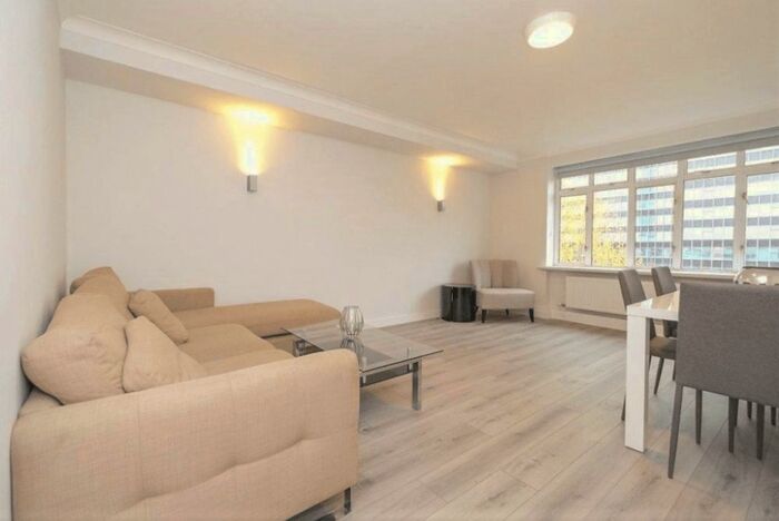 1 Bedroom Flat To Rent In Warren Court, Euston Road, London, NW1