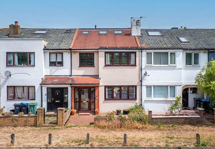 4 Bedroom Terraced House For Sale In Commonside East, Mitcham, CR4