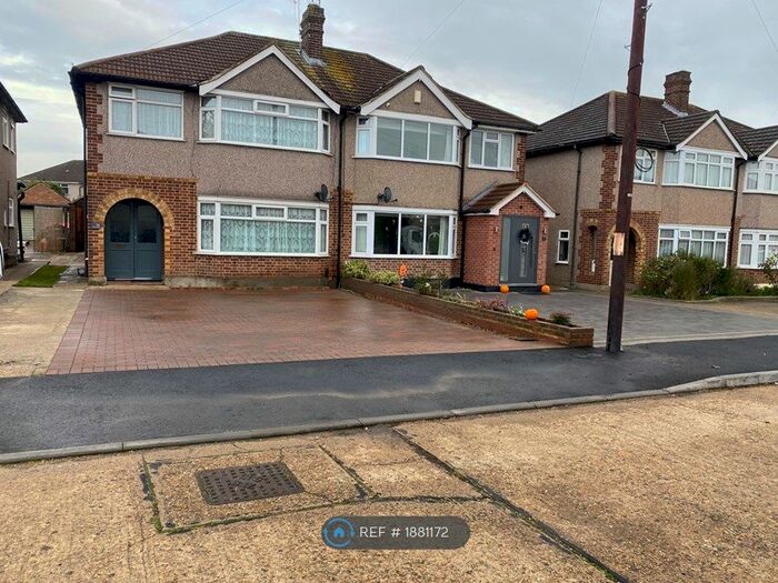 3 Bedroom Semi-Detached House To Rent In Moray Close, Romford, RM1