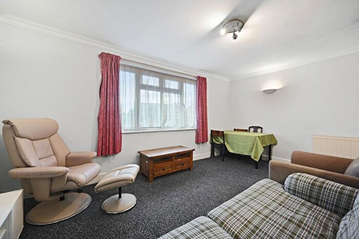 1 Bedroom Flat To Rent In Grange Park, London, W5
