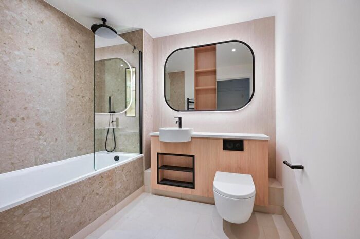 2 Bedroom Apartment To Rent In Bower House, Hendon, London, NW9