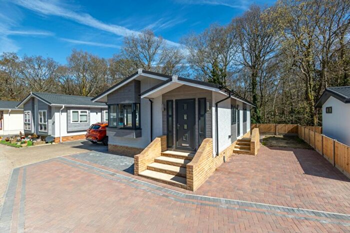 2 Bedroom Park Home For Sale In Havenwood Residential Park Arundel Road, Arundel, BN18