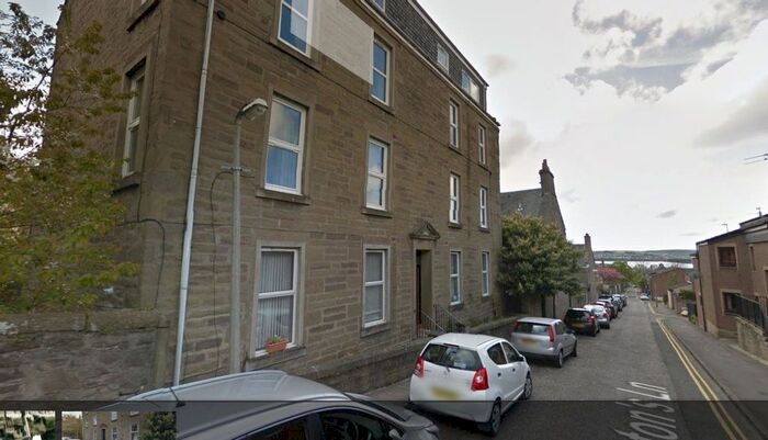 2 Bedroom Flat To Rent In Patons Lane, Dundee, DD2