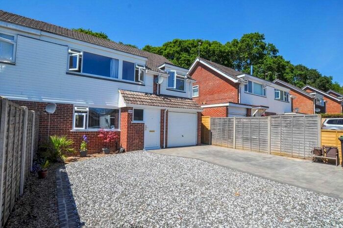 4 Bedroom Semi-Detached House To Rent In Cutlers Place, Wimborne, Dorset, BH21