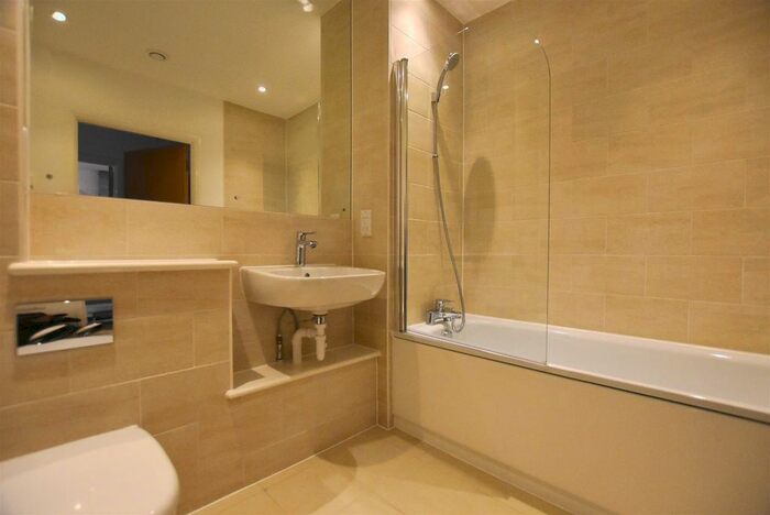 1 Bedroom Flat To Rent In Pennyroyal Drive, West Drayton, UB7