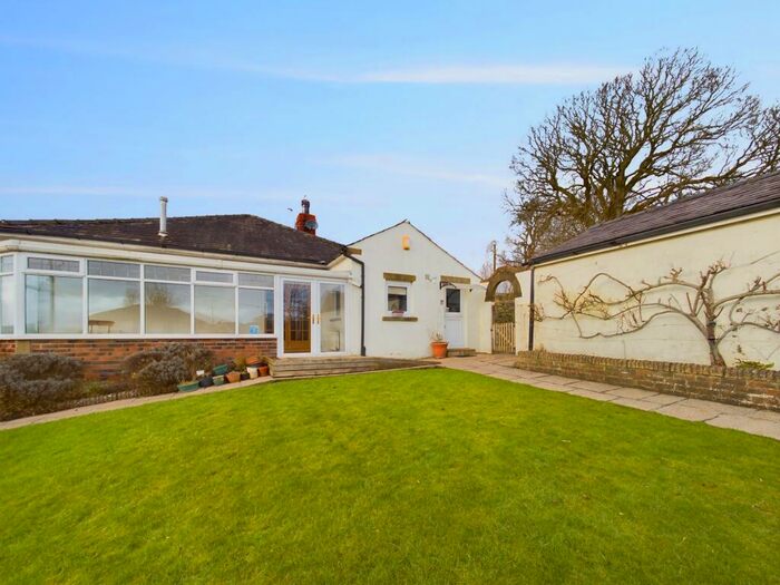 2 Bedroom Bungalow To Rent In West End, Long Preston, BD23