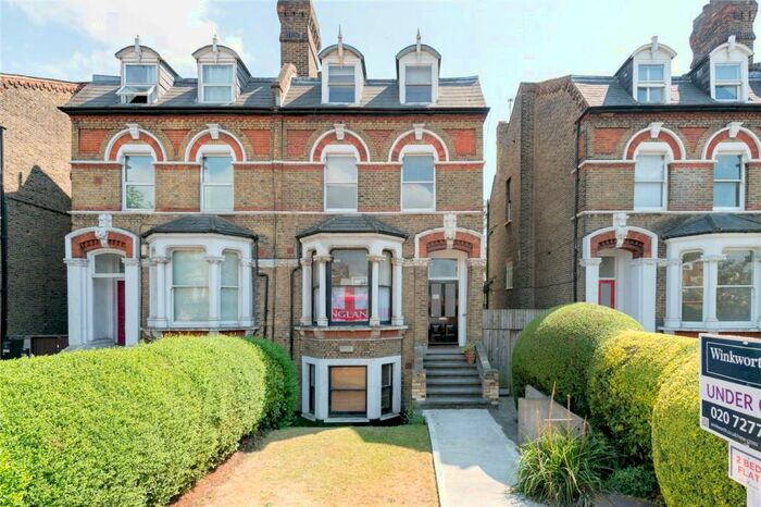 2 Bedroom Apartment To Rent In New Cross Road, London, SE14