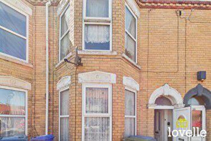 3 Bedroom Terraced House For Sale In Bannister Street, Withernsea, East Riding Of Yorkshire, HU19