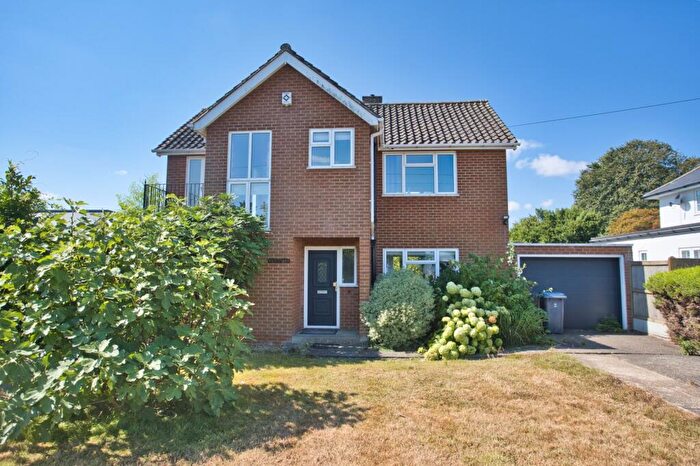 3 Bedroom Detached House For Sale In Manor Avenue, Deal, Kent, CT14