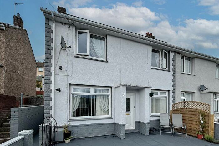 3 Bedroom End Of Terrace House For Sale In Channel View, Risca, NP11