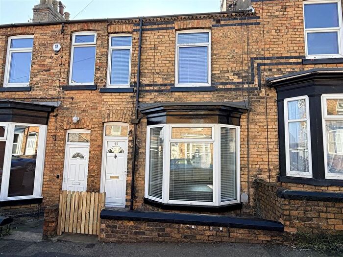 3 Bedroom Terraced House For Sale In Highfield, Scarborough, YO12